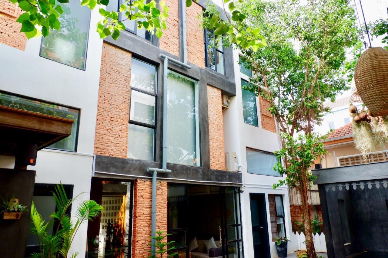 1004 Boutique Hotel Σιέμ Ρέαπ Εξωτερικό φωτογραφία