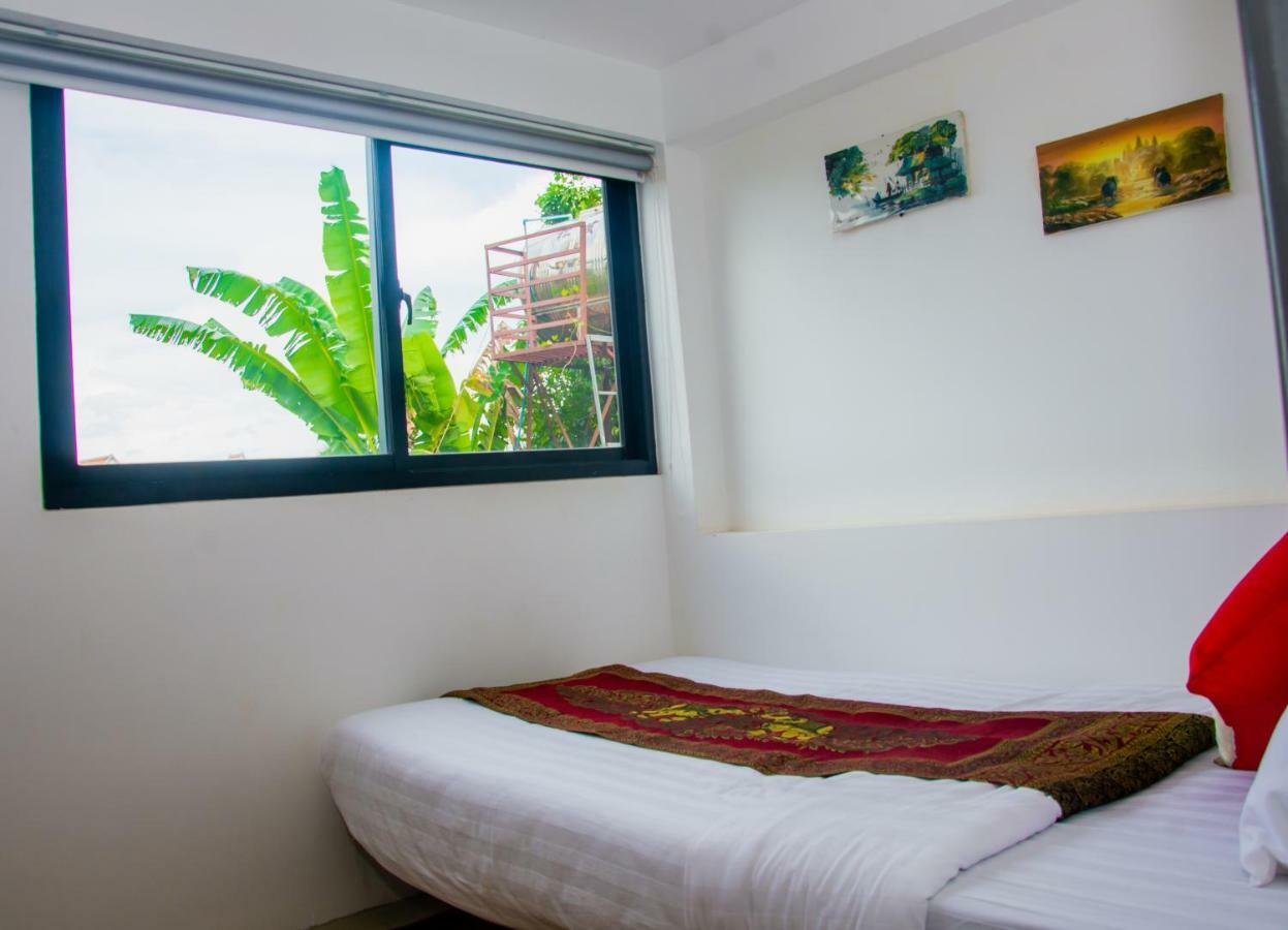 1004 Boutique Hotel Σιέμ Ρέαπ Εξωτερικό φωτογραφία