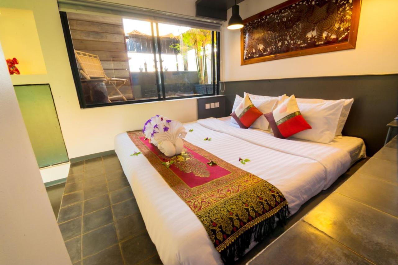 1004 Boutique Hotel Σιέμ Ρέαπ Εξωτερικό φωτογραφία